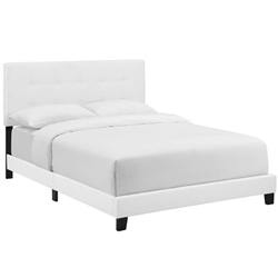 Amira Queen Upholstered Fabric Bed - White 